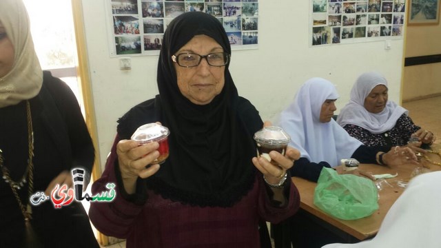 كفرقاسم : الجيل الذهبي يُعزي بوفاة ابو عايد في افتتاحية فعالية صناعة الكعك تحت إشراف الأخصائية خديجة بدير